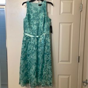 Floral Sleeveless Dress